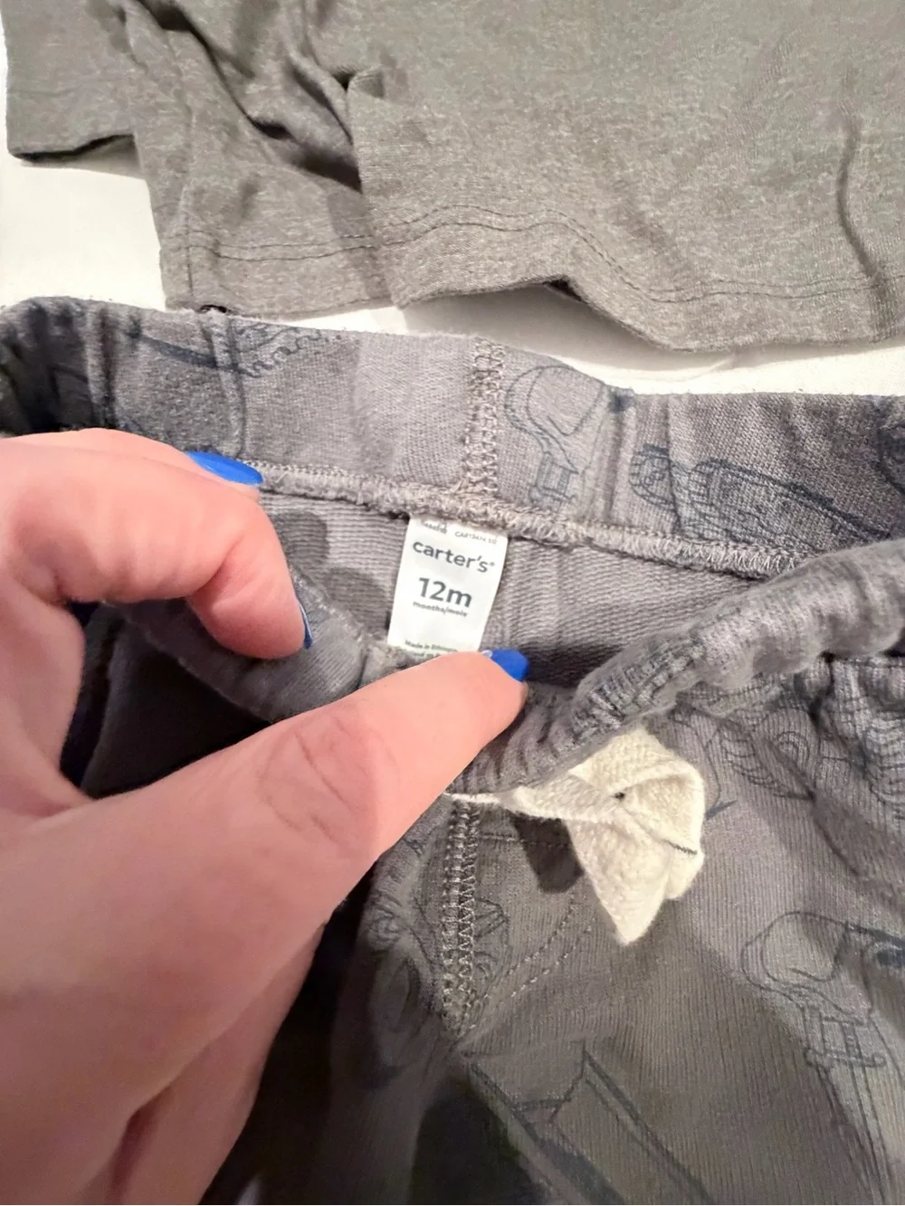 12M Baby Boy Bundle | Carter’s Old Navy Jeans & Bodysuits 9pc